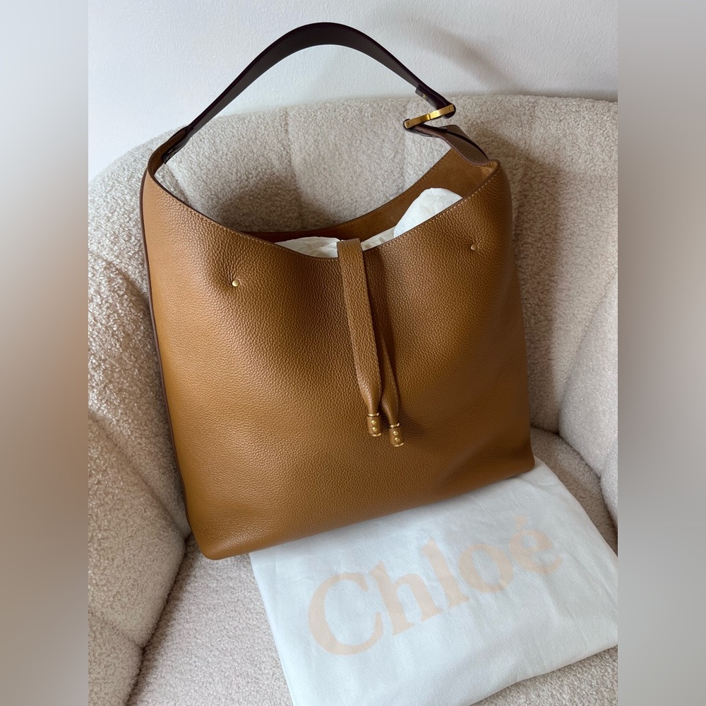 Chloé Marcie Large Hobo Bag Caramel Grained Leather
Brand New Old money style